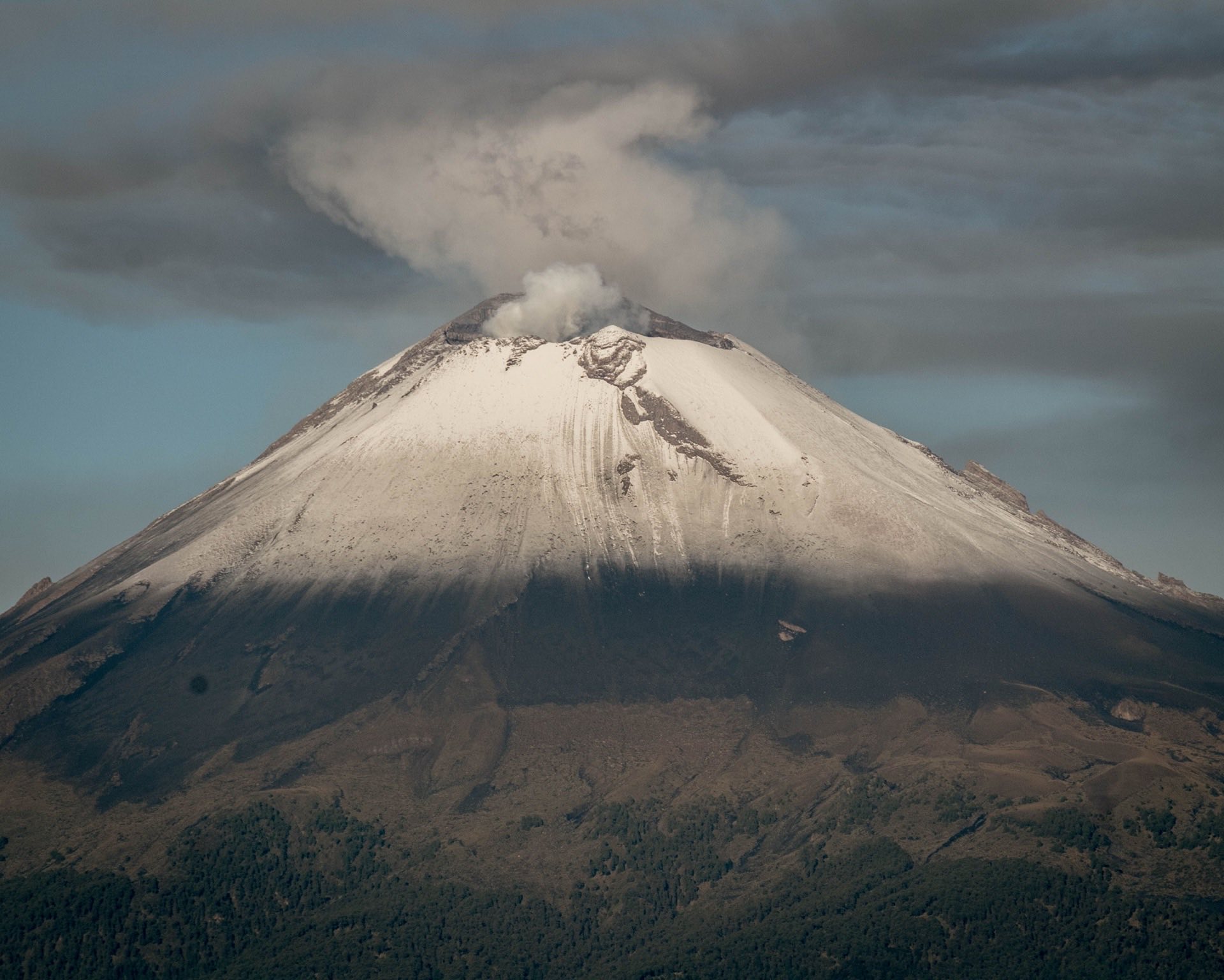 Popocat&eacute;petl